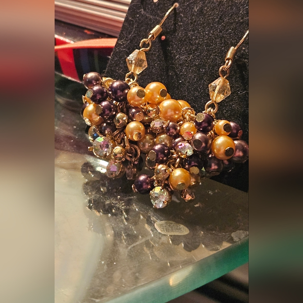 Bead cluster earrings